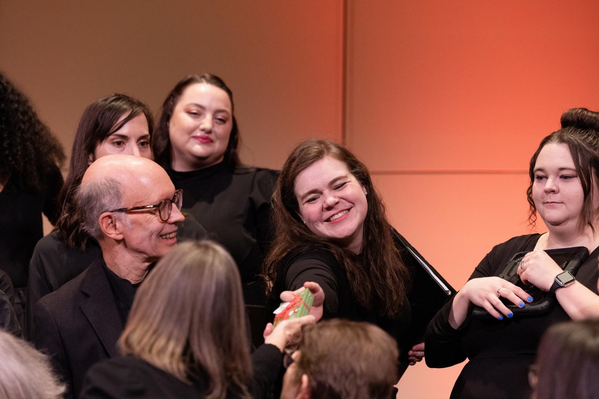 masterworks-choral-ensemble-singers-smiling-12