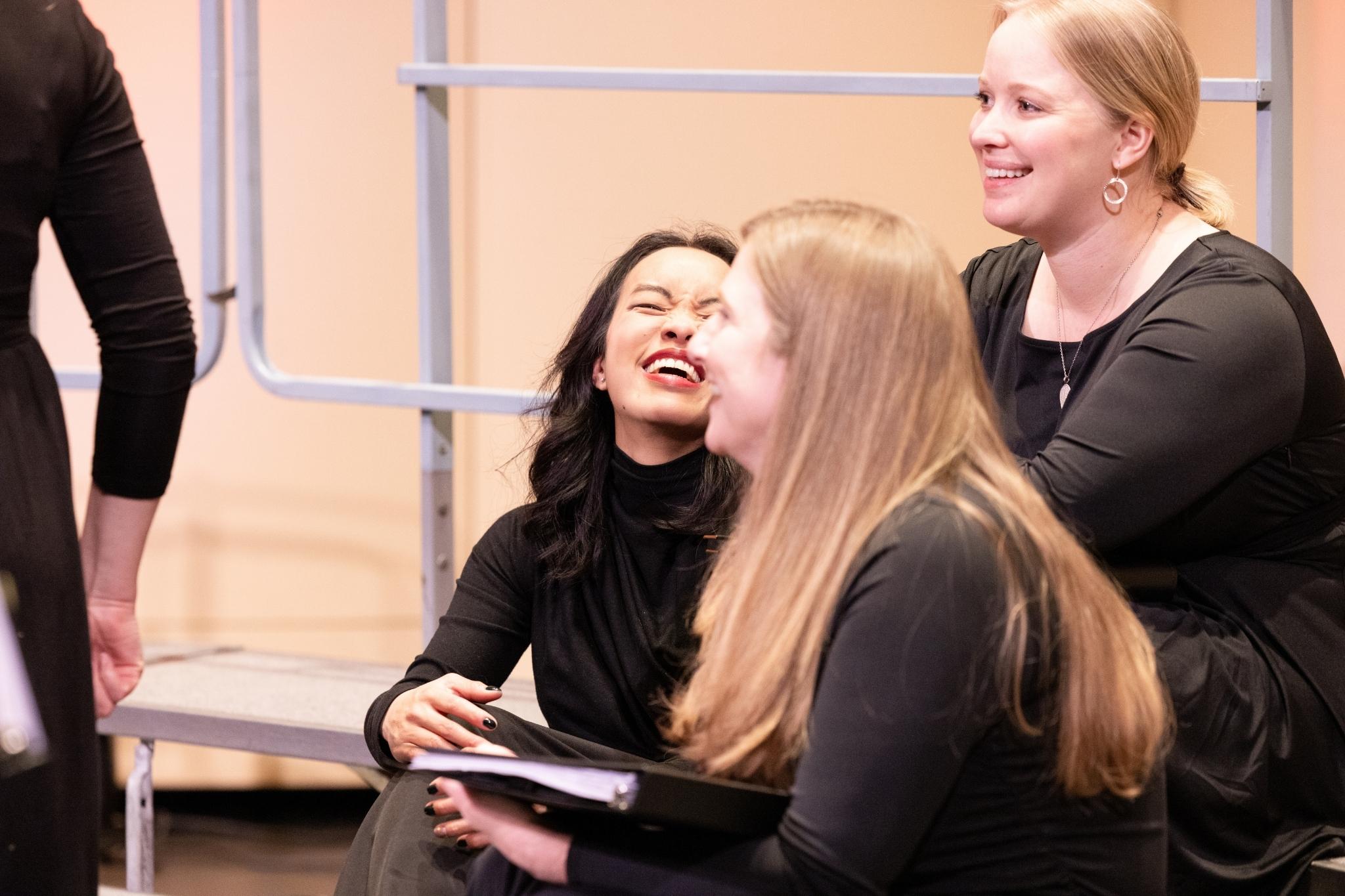 masterworks-choral-ensemble-singers-smiling-14