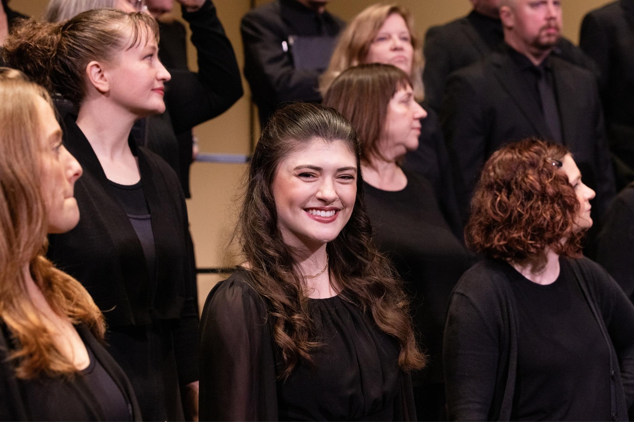 masterworks-choral-ensemble-singers-smiling-25