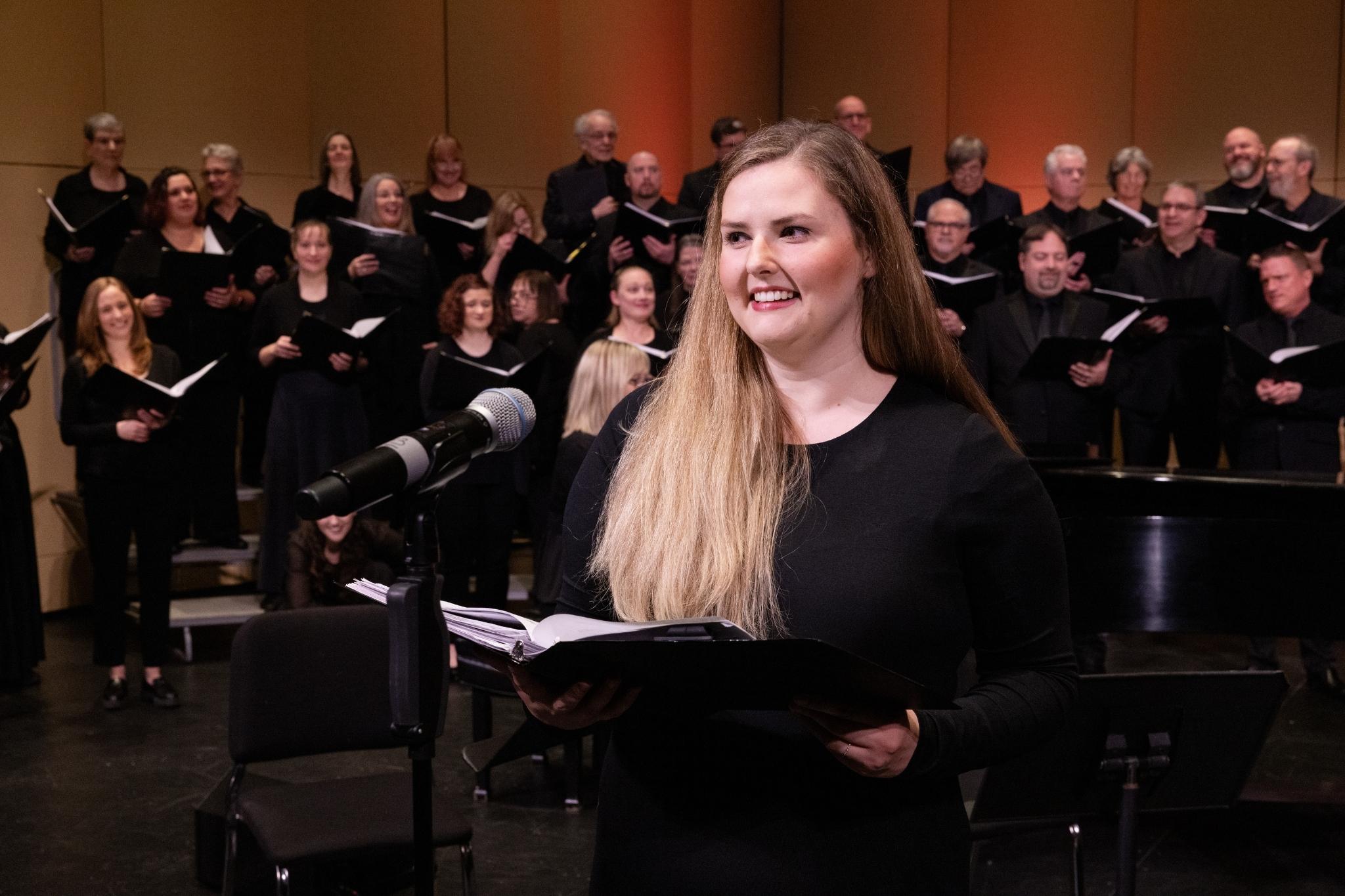 masterworks-choral-ensemble-singers-smiling-8